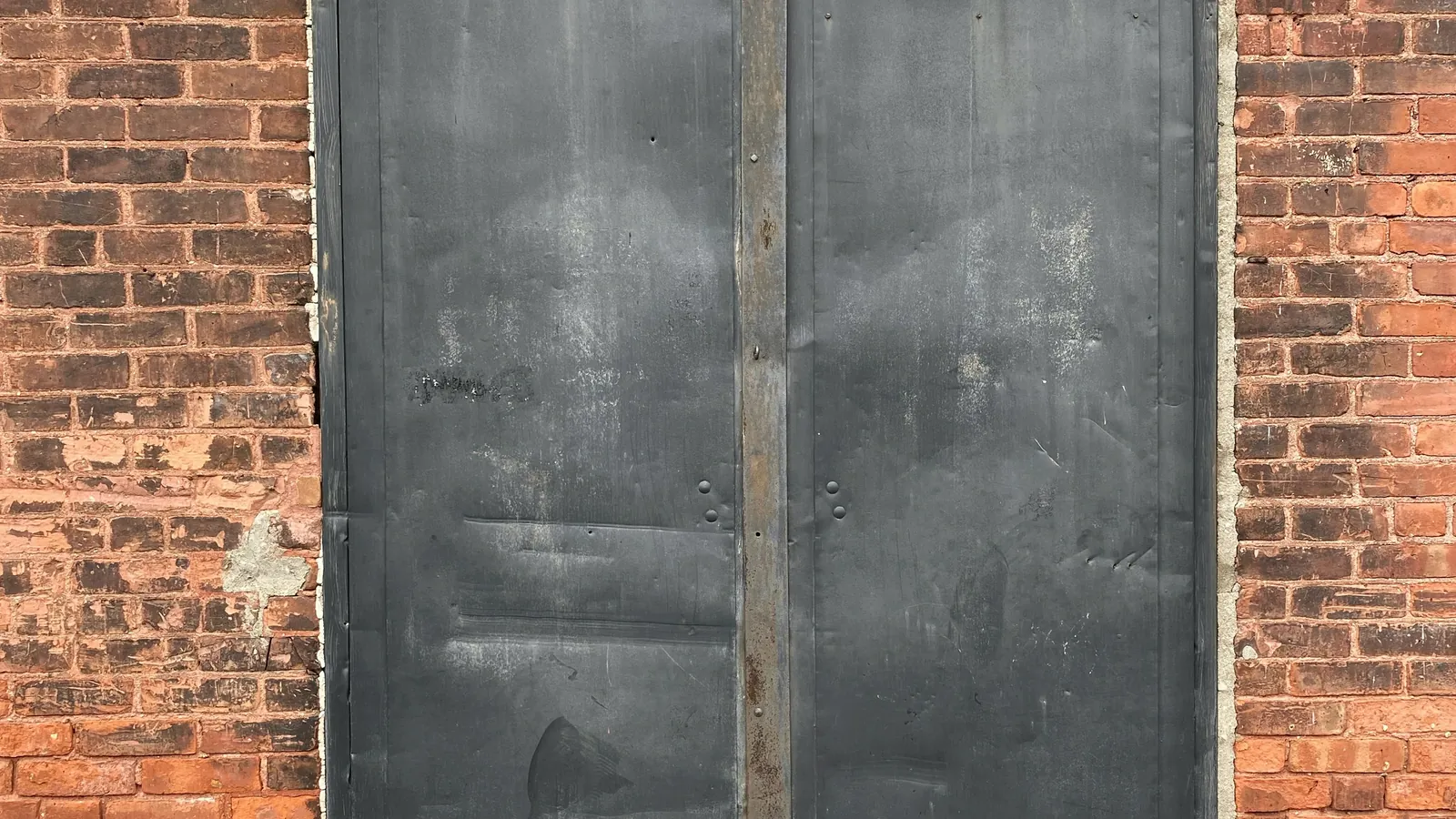 Commercial & Residential Doors