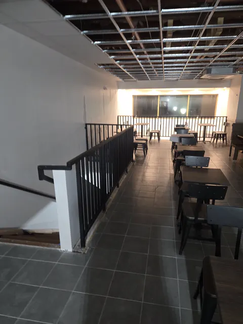 Restaurant stair rail and guardrail
